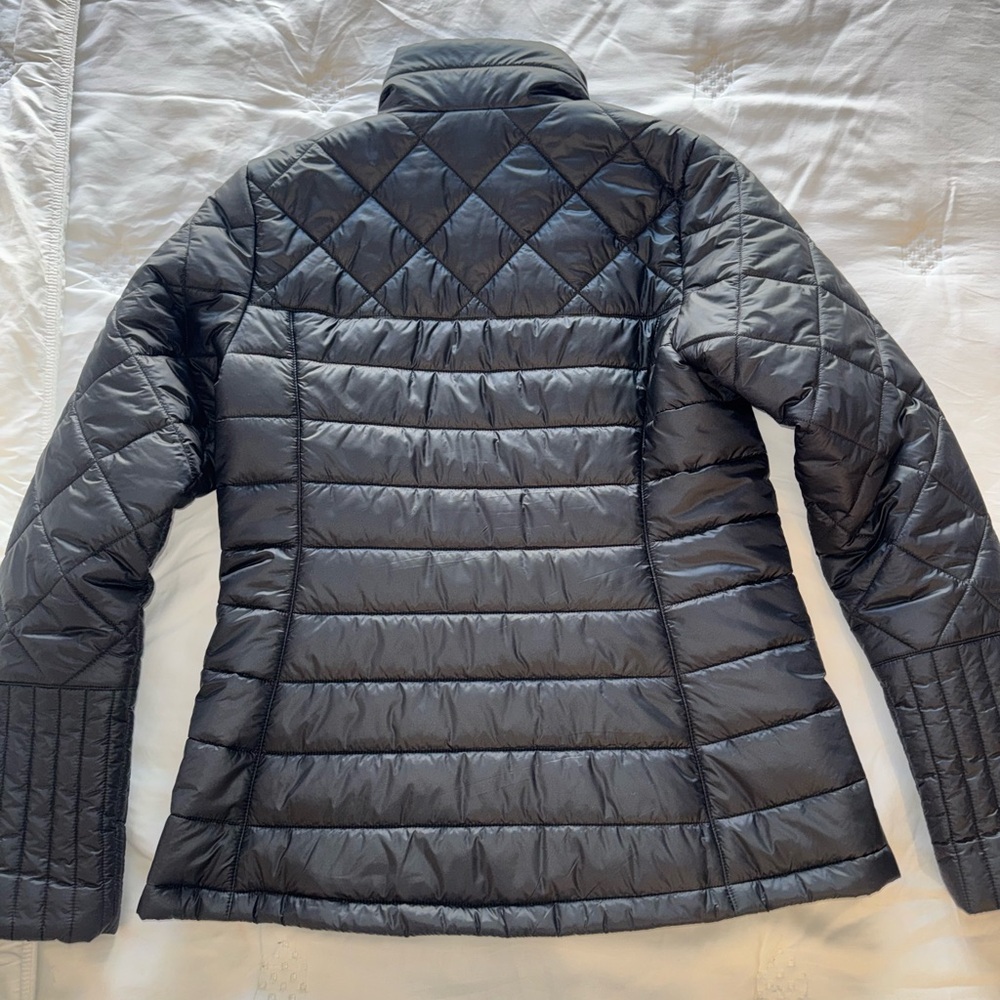 Patagonia Women's Black Puffer Jacket - Picture 10 of 13